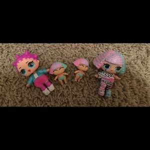 Lot of LOL dolls